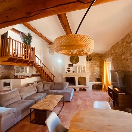 Cocon De L'ecusson, 3 Avec Clim Apartment