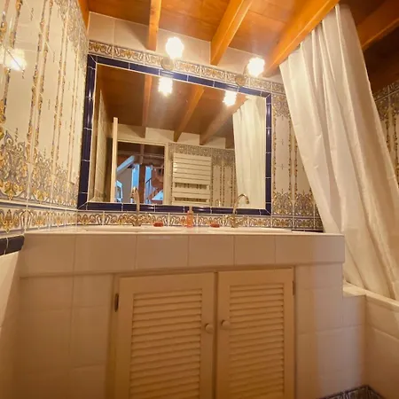 Cocon De L'ecusson, 3 Avec Clim * Nimes