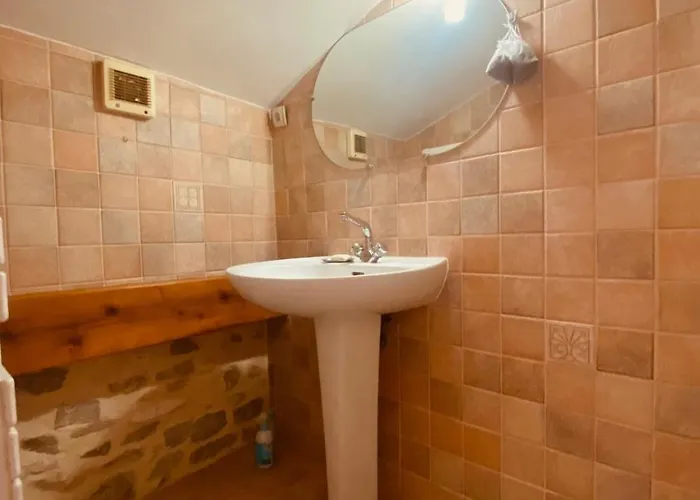 Cocon De L'ecusson, 3 Avec Clim Apartment